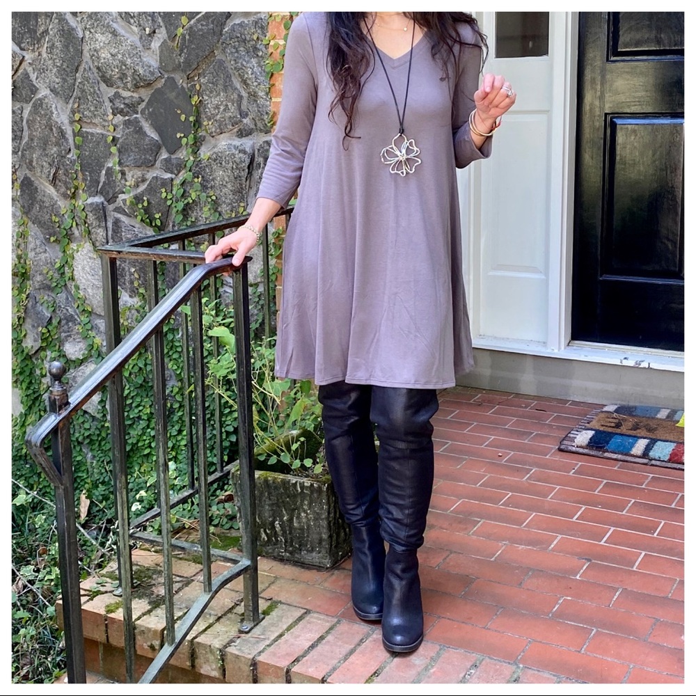 V neck side pocket swing Soft T shirt dress - Picture 4 of 6